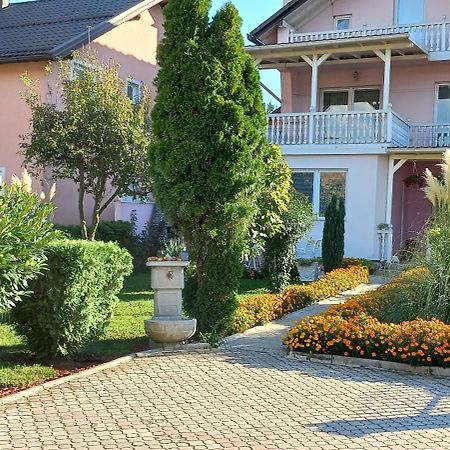 Holiday Home Peaceful Retreat Вісоко Екстер'єр фото