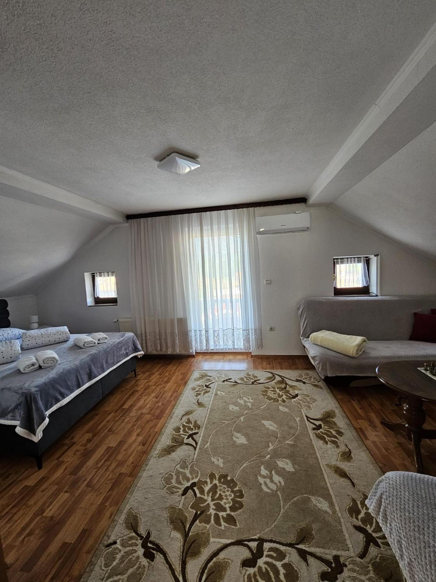 Holiday Home Peaceful Retreat Вісоко Екстер'єр фото