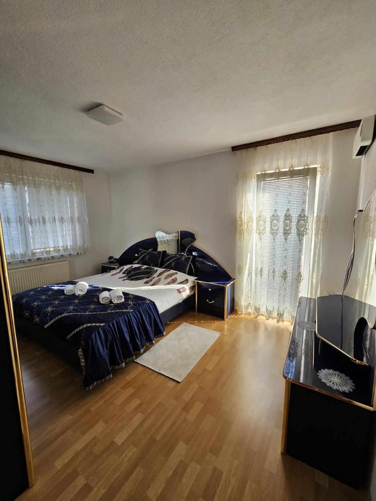 Holiday Home Peaceful Retreat Вісоко Екстер'єр фото